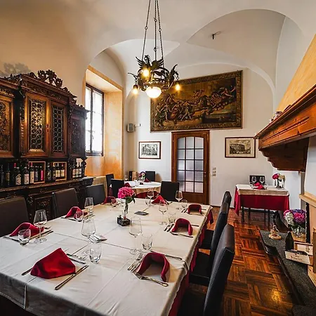 Wine San Carlo - Relais & - Boutique Chiuro