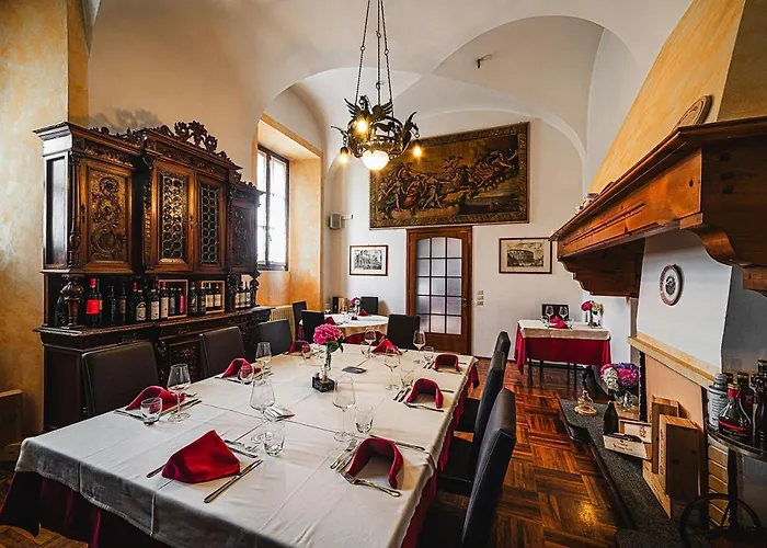 Wine San Carlo - Boutique & - Ristorante Chiuro