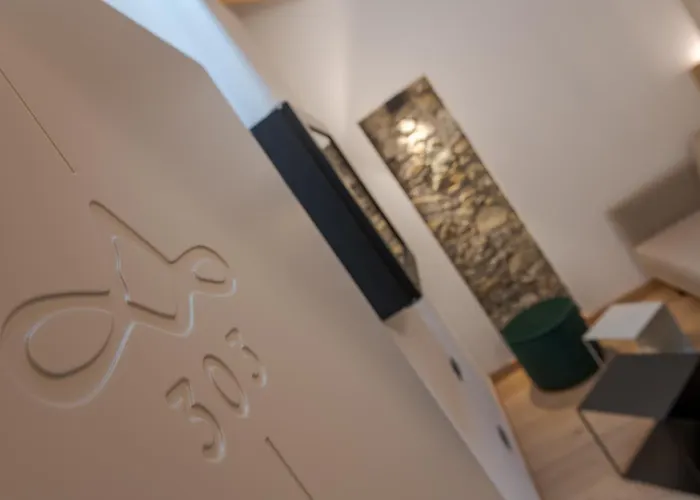 Wine San Carlo - Boutique & - Ristorante Chiuro